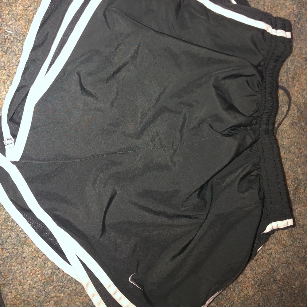 women’s nike shorts